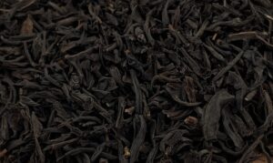 Thé noir savoureux et épicé.