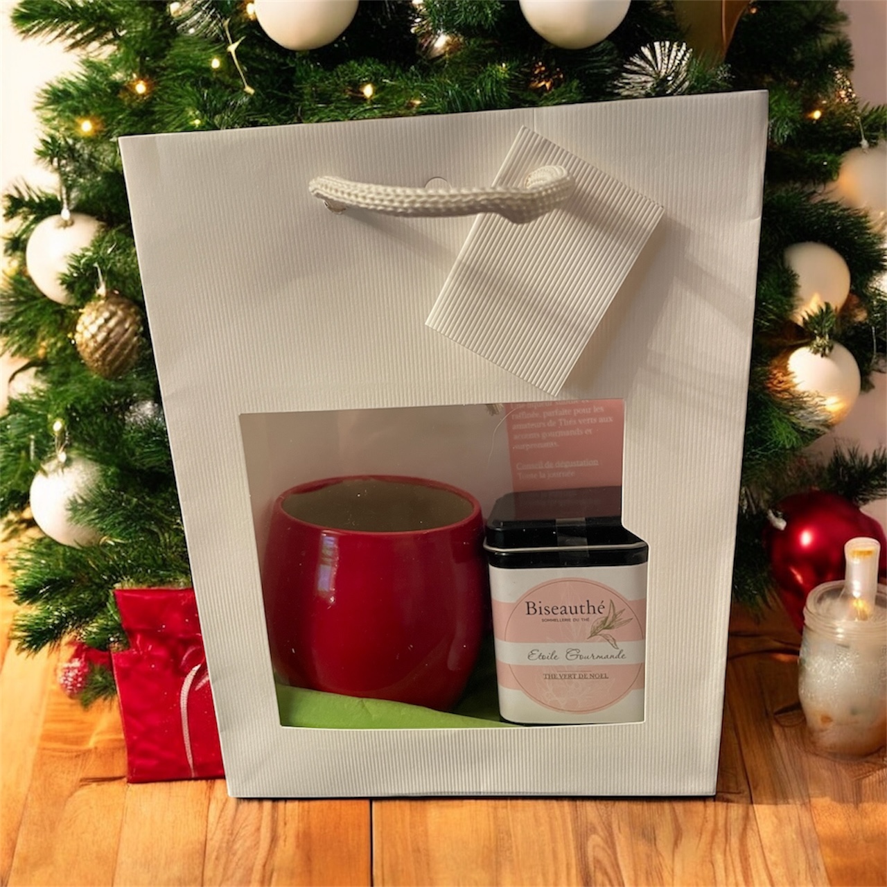 Tasse Rouge et Thé Etoile Gourmande